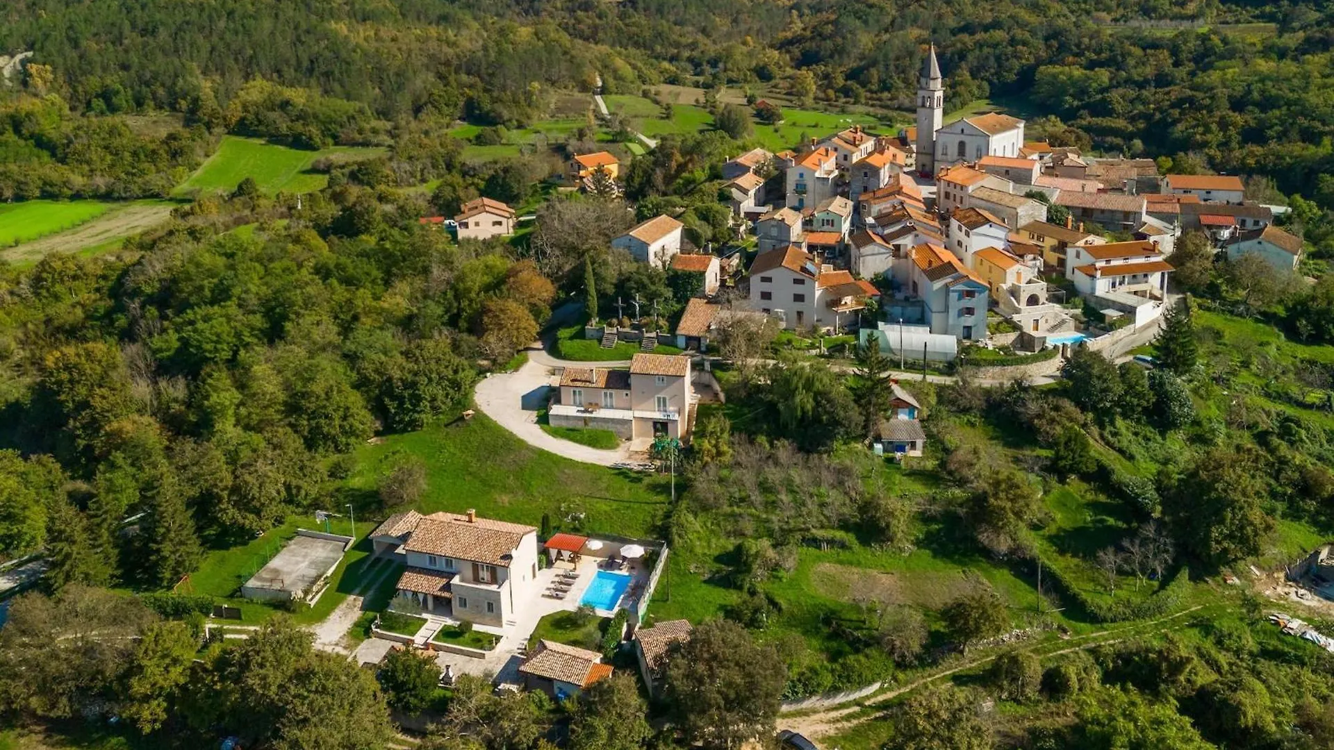 Charming Villa With Swimming Pool And Garden Pazin Croatia