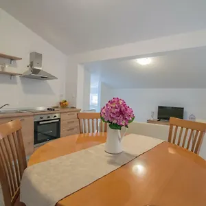 Middle Istra Apartman